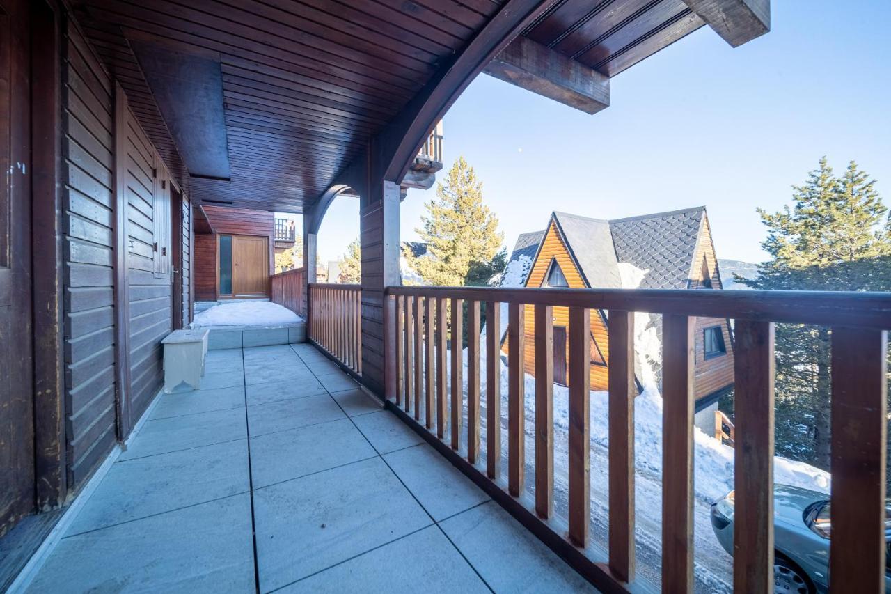 Appartement LE CERF - Duplex avec superbe vue montagne à Les Angles  Extérieur photo